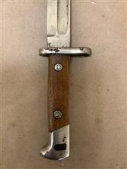GERMAN WWII K98 MAUSER BAYONET FIXED BLADE COMBAT KNIFE WITH WOODEN HANDLE